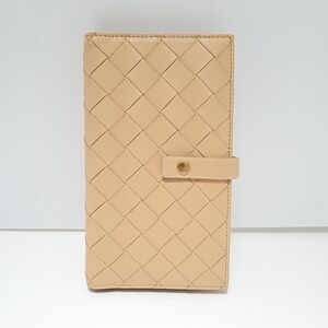 NWOT BOTTEGA VENETA Nappa Intrecciato Phone Holder Leather Wallet Beige